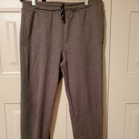 Old Navy - Picture 3 of 5